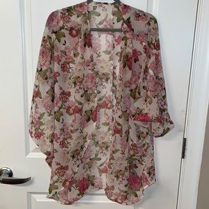 Floral shawl/cape. Size medium.